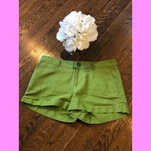 4/$20🎊Banana Republic Green Shorts